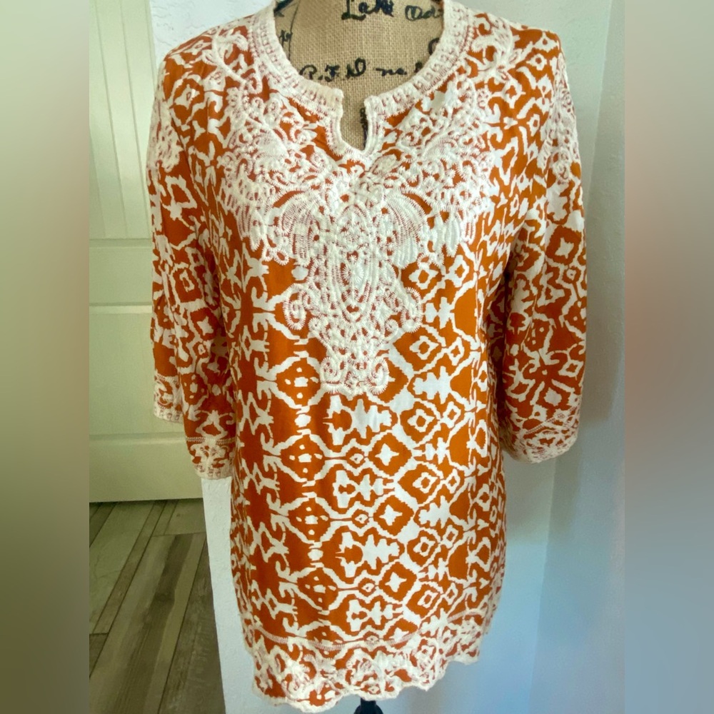 Solitaire Blouse with Lace Detailing